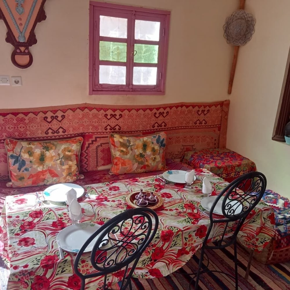 Darbrahim Resto Beds