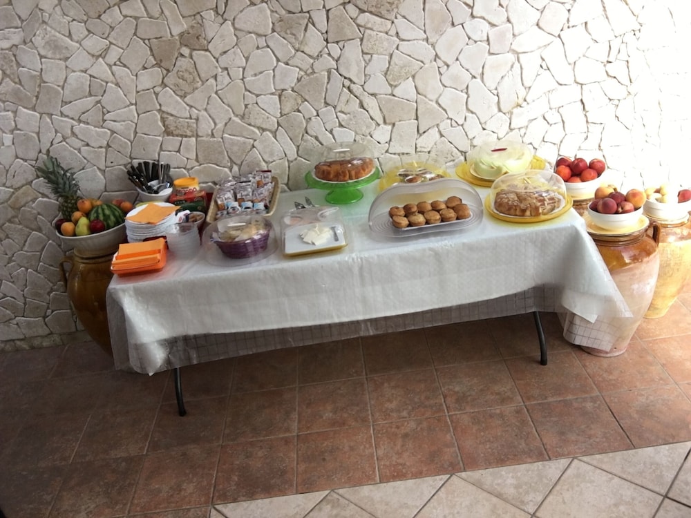 Angel Bay bb Punta Prosciutto is Located in the Heart of Punta Prosciutto