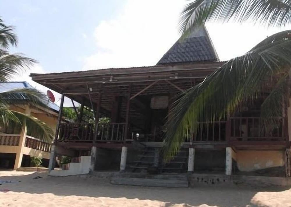 Shady Resort