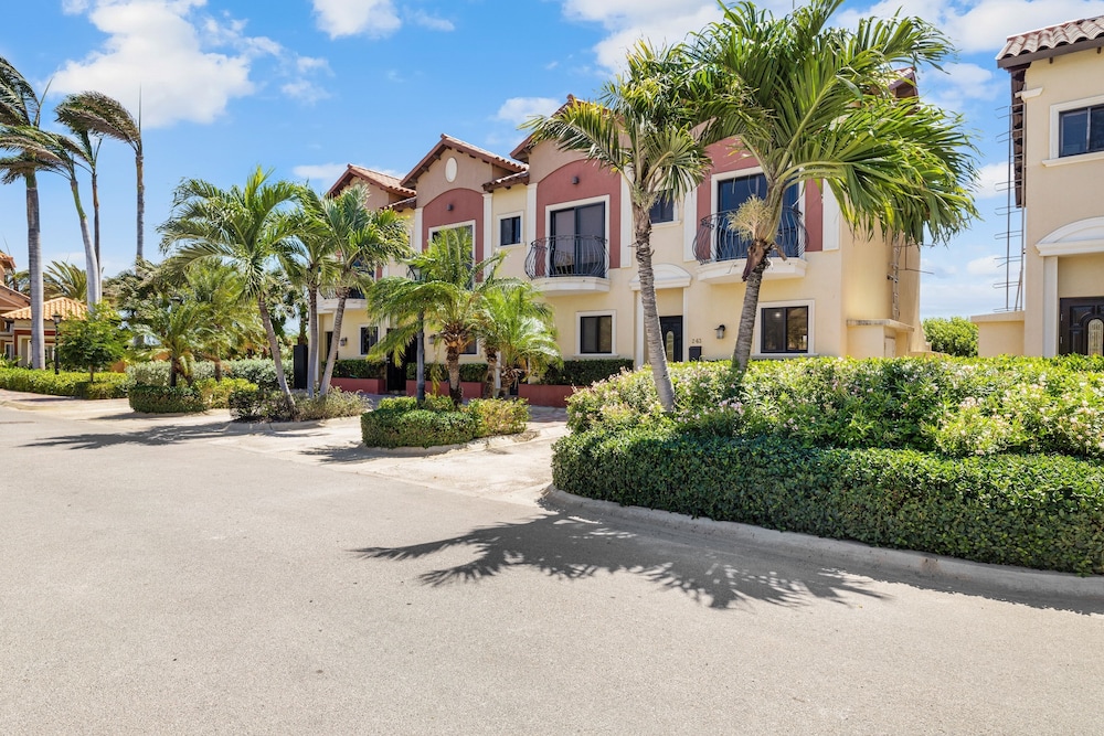 Gold Coast Aruba