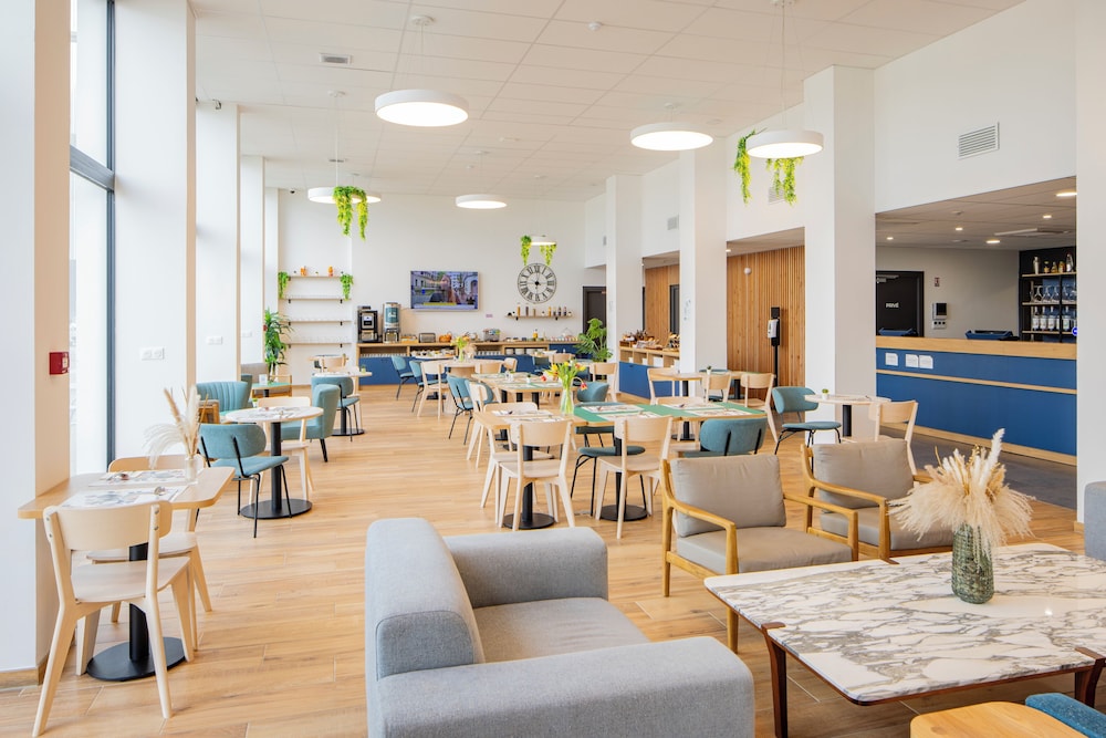 Le Havre Vacations - All Suites Appart Hotel Le Havre - Property Image 1