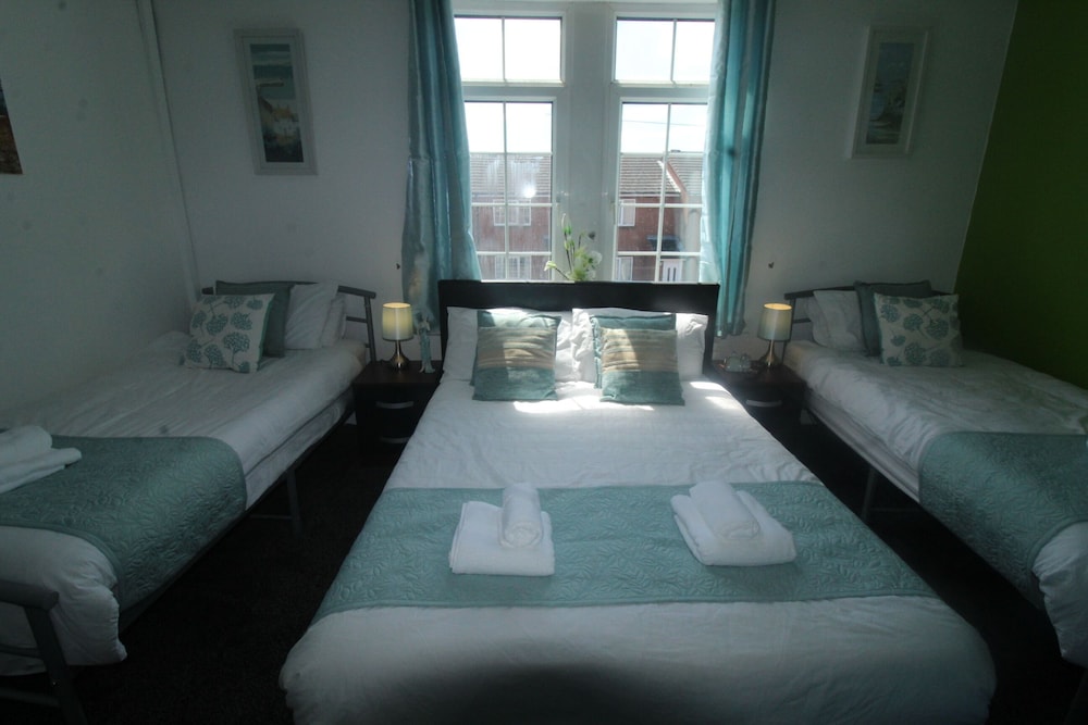 Rotherham Vacations - High Street House - Property Image 16