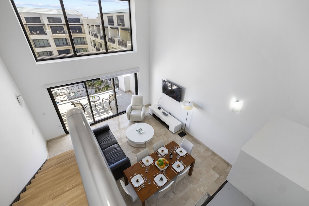 Palm Aruba Condos