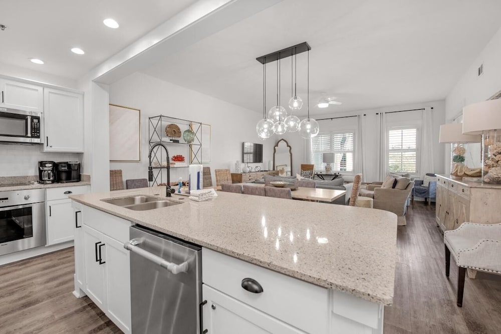 Redfish Village M2321- Changes in Latitude