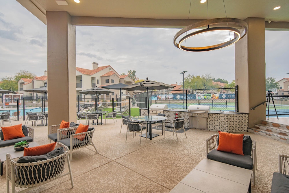 ROVE LIVING/KL - Hideaway North Scottsdale