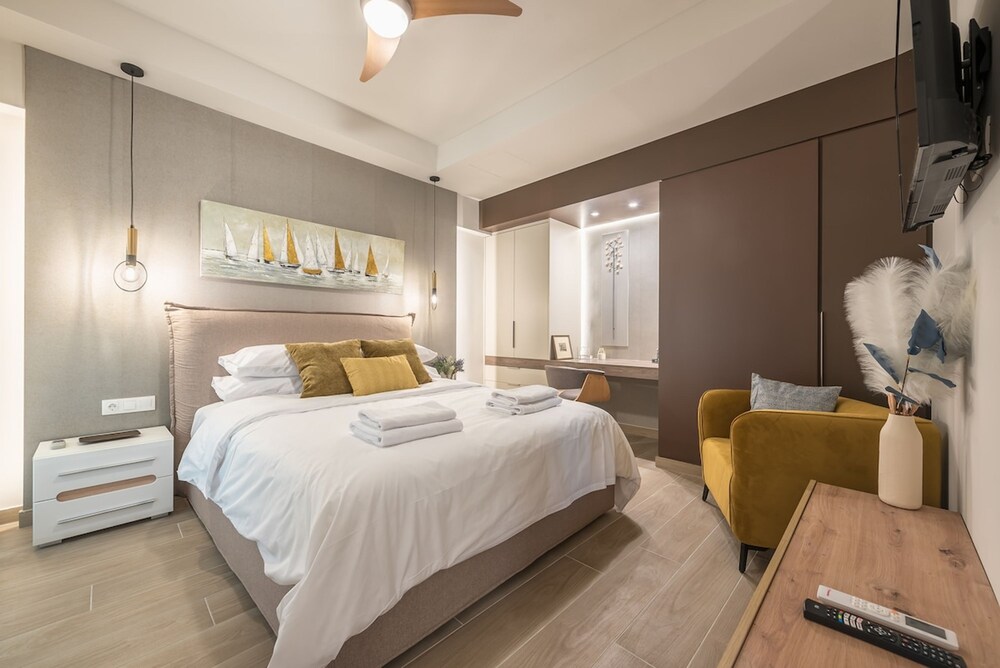Marina Zeas Comfy Apartment