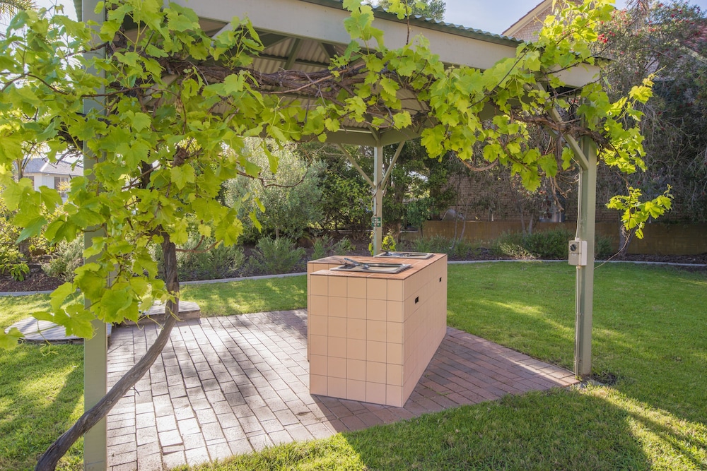 Tuscany Apartments