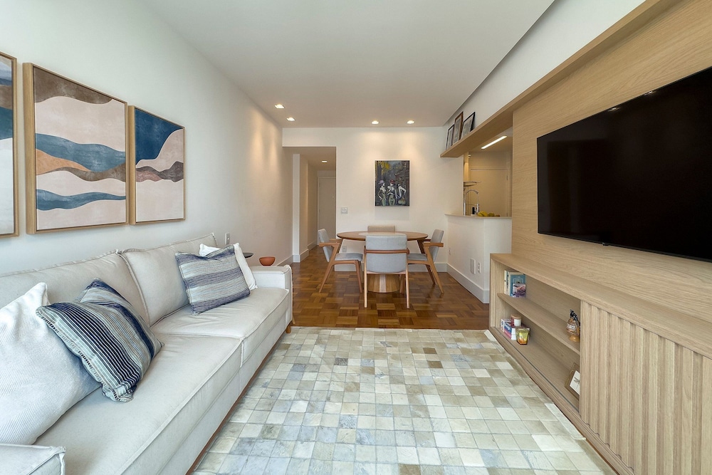 Leblon | 2 quartos, 5 min da Praia – por Casapē Rio