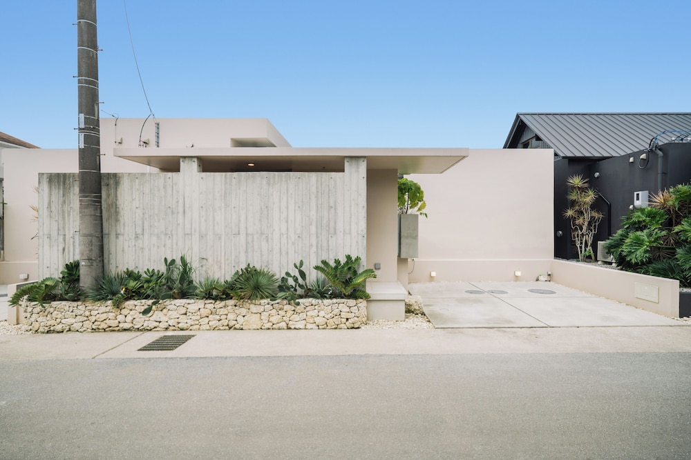 Reflexion Villas GLANZ