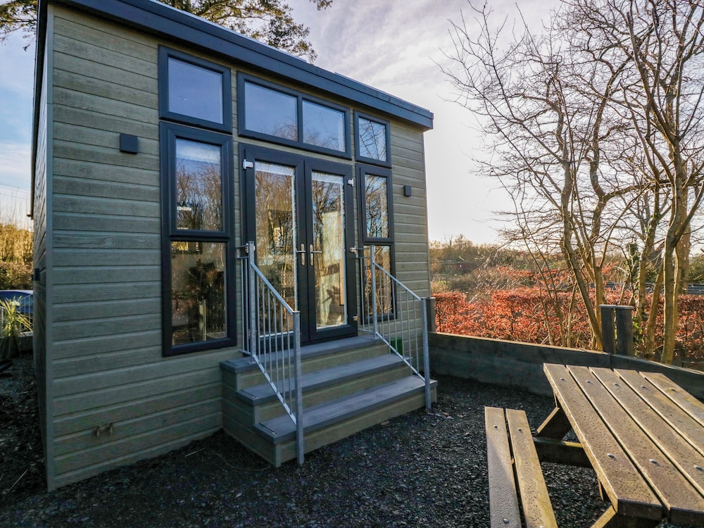 Elderflower Lodge