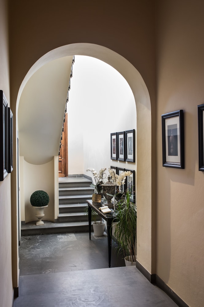 Tornabuoni Suites Collection