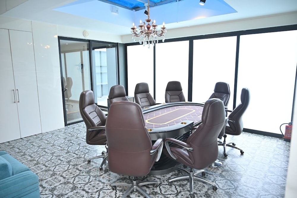 Urvi Banquets & Guest House