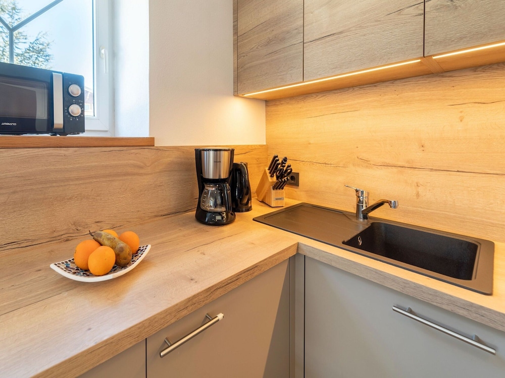 Apartment in Hollersbach Near Ski Lift