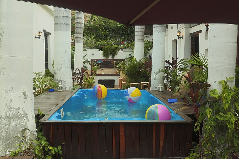 La Villana Hostel