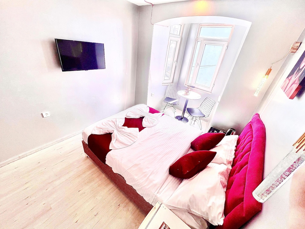 Taksim The Capital Center Hotel