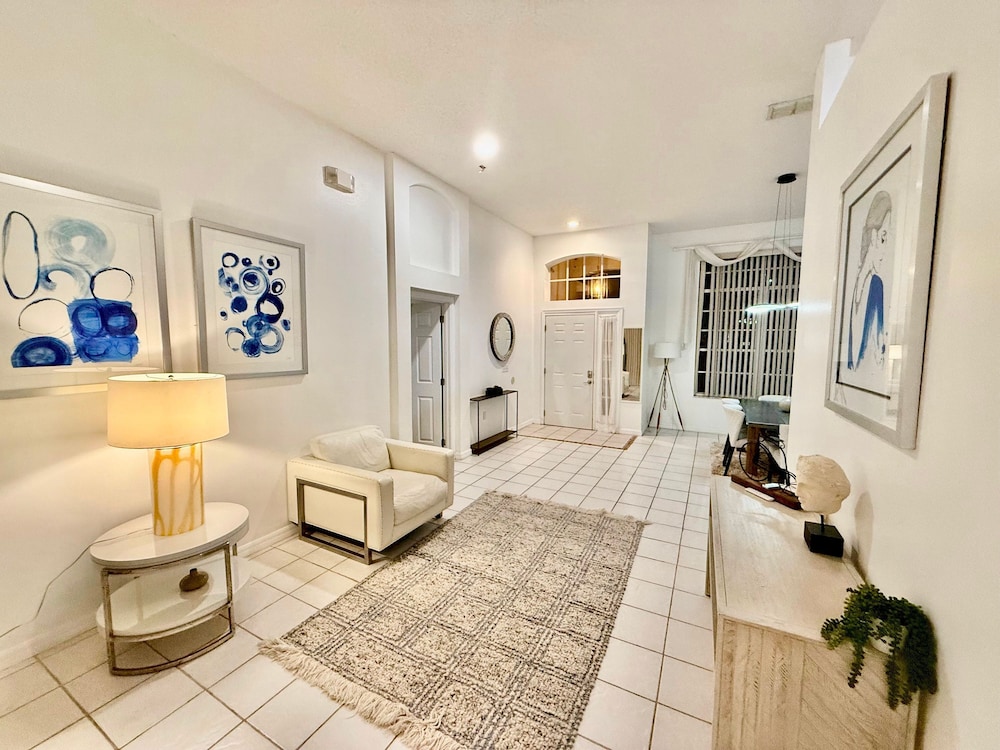 Westridge Super Exclusive 4BR Home Near Disney