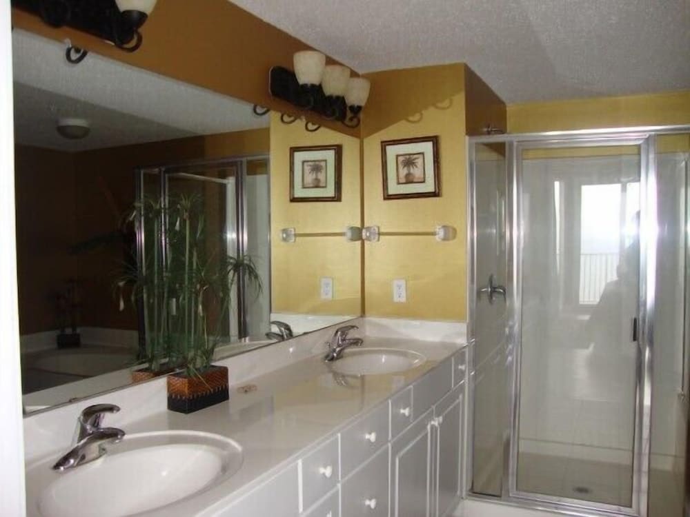 Tern Key Realty & Rentals