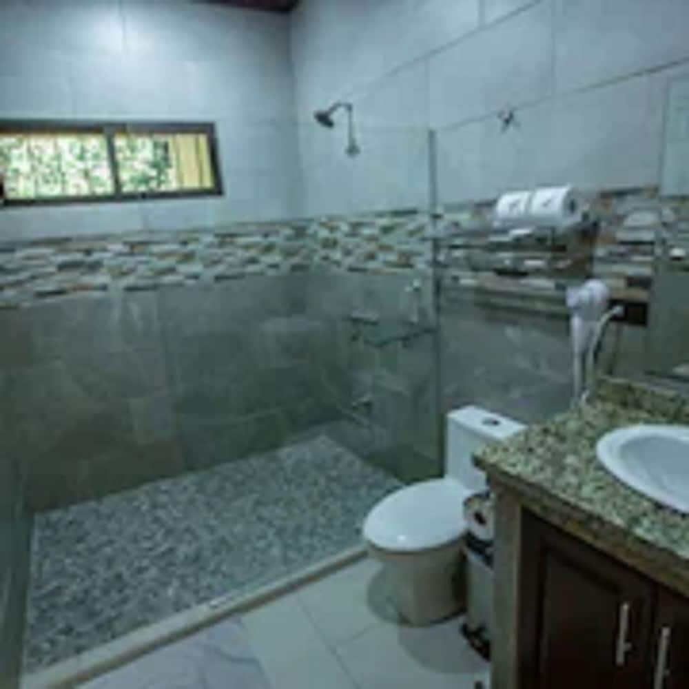 Monteverde Cloud Forest Vacations - Villas Macadamia - Monteverde - Property Image 10