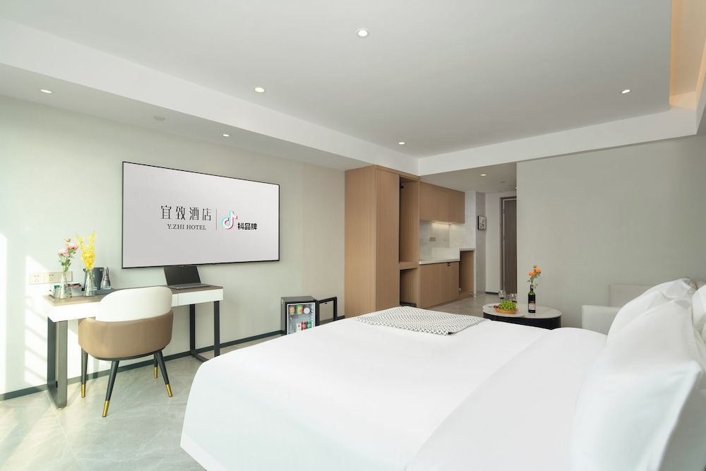 ECHIC Mercure (Guangzhou Baoneng Performing Arts Center Luogang Wanda Plaza)