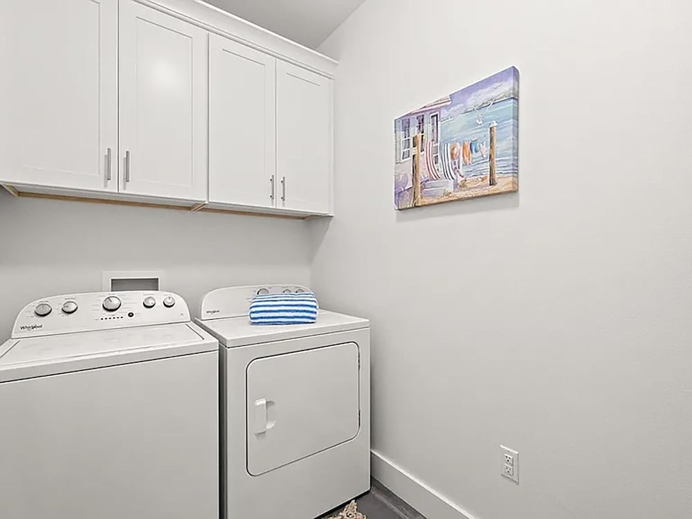 Sand Dollar Beach Cottage