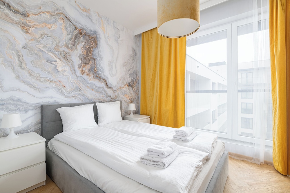 RentPlanet - Apartament Lutomierska
