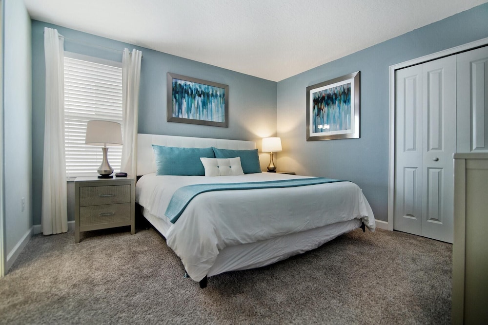 9014sid-the Retreat at Championsgate South Facing Pool - Image 3