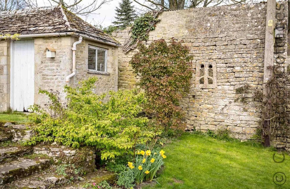Willow Cottage