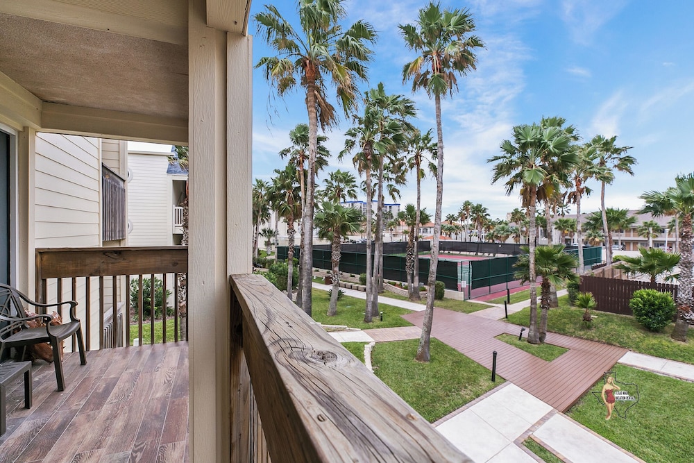 Bahia Mar Solare Resort Condos