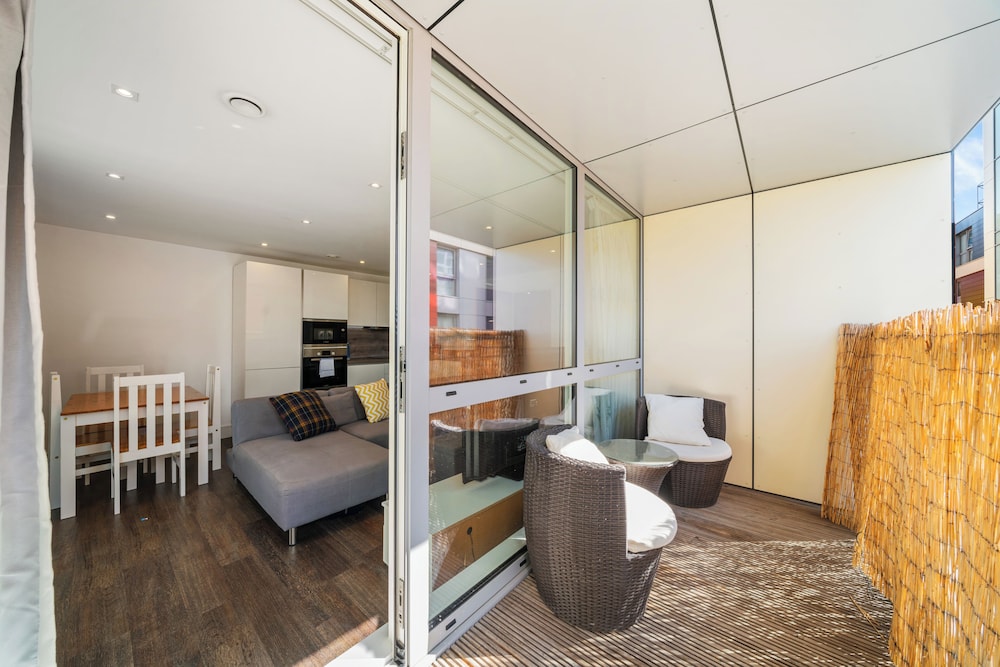 Modern 1-Bedroom Flat in Central London