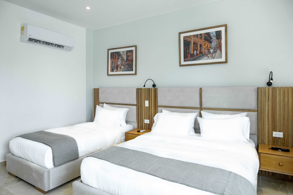w Startling Loft in the Heart of Bocagrande