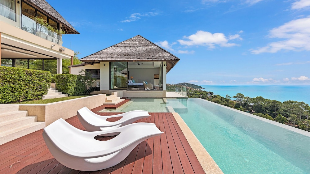 Jasmine Waterslide Villa view 2