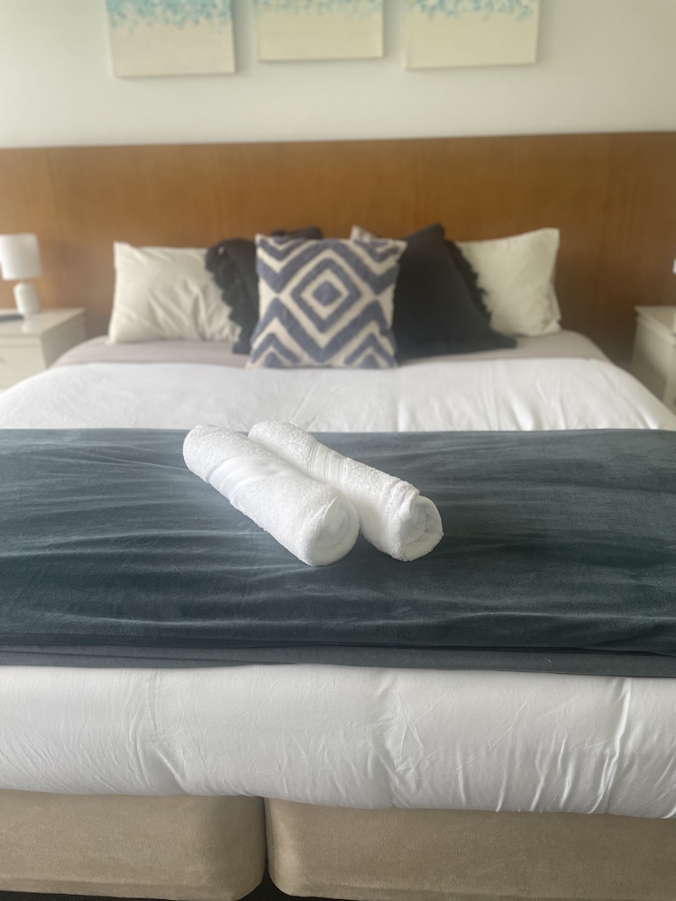 Lovely 1 Bedroom Holiday Apartment