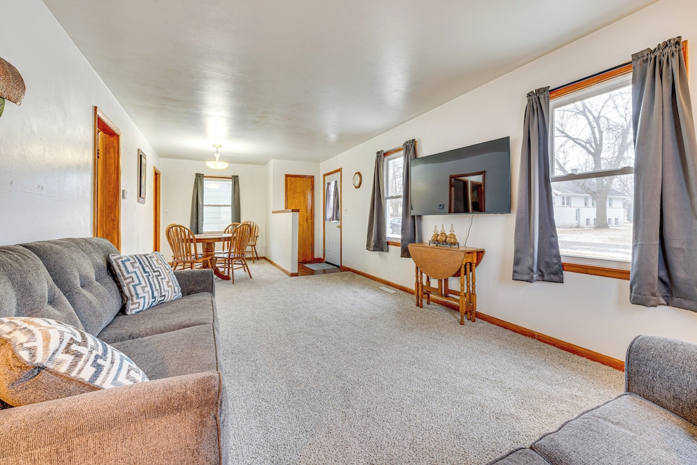 Hike, Fish & Boat: Lake Mills Home w/ Yard