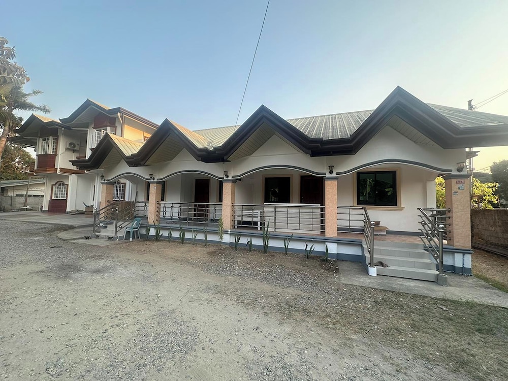 Keps Boarding House