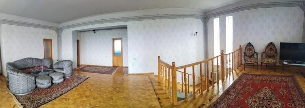 Airport to Echmiadzin Guest House