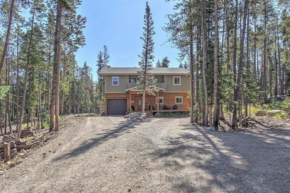 Spruce Creek Lodge 4 Bedroom Home view 5