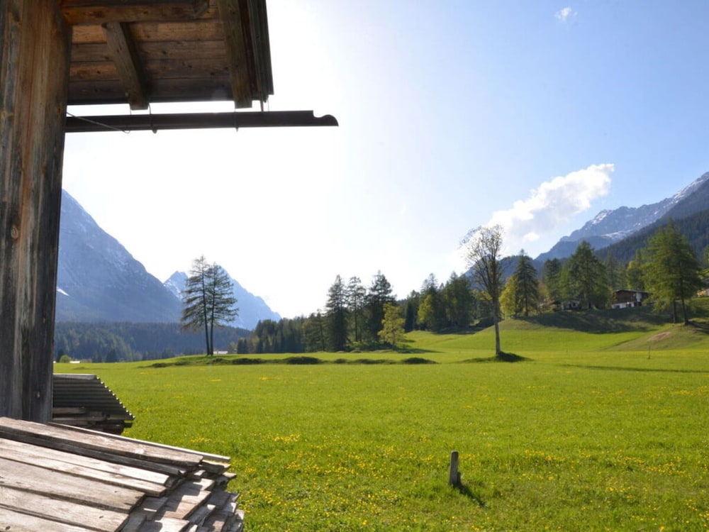 Holiday Apartment Alpengluhen