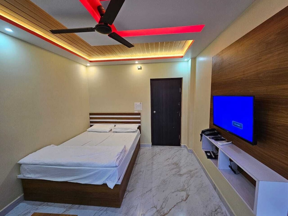 Ashwini Hotel And Lodging