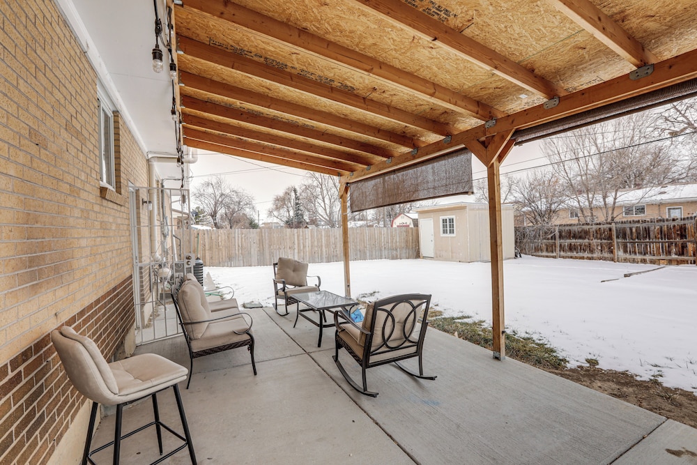 8 Mi to Dtwn: Denver Haven w/ Fenced Yard!