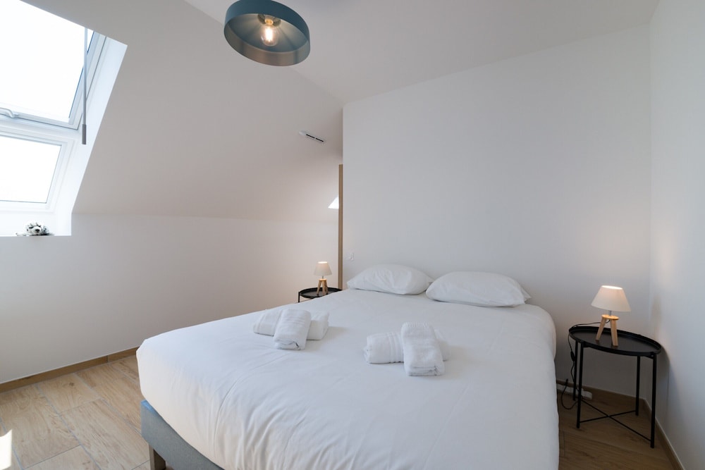 Apartment in Porspoder Near Plage du Bourg