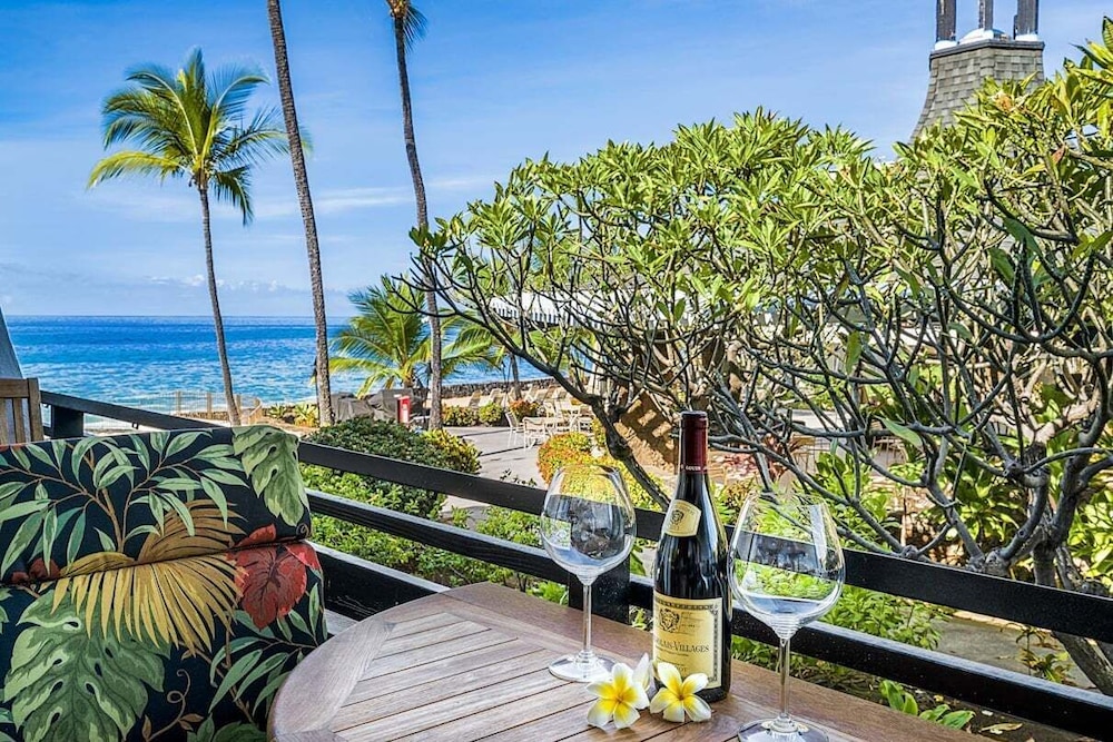 Beautiful Ocean View - Updated - Wifi Included- Vrkcv