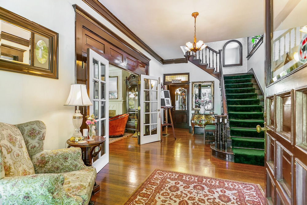 The Bissell House Bed and Breakfast view 2