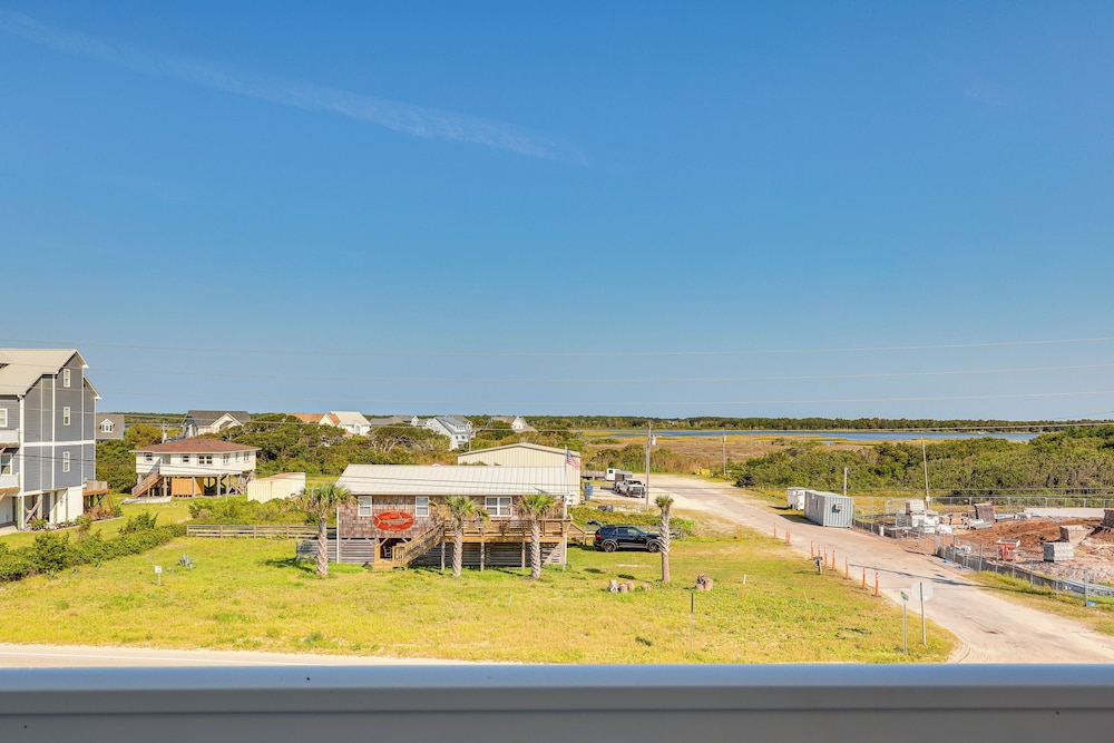 Walk to Beach: Topsail Island Group Getaway view 3