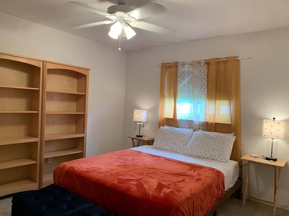 Boaters Dream Getaway In Cape Coral 4 Bedroom Home