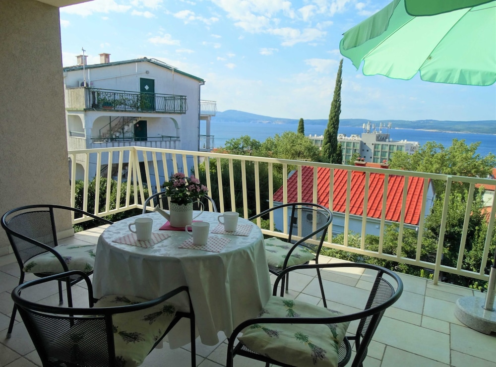 Seaside Escape Selce Apartments