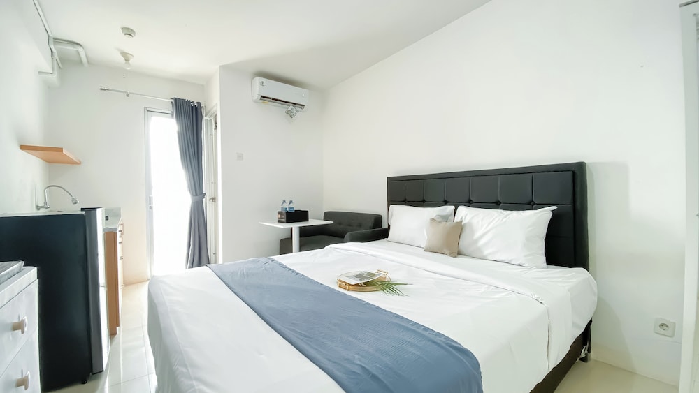 Brand New Studio At Bassura City Apartment Near Mall