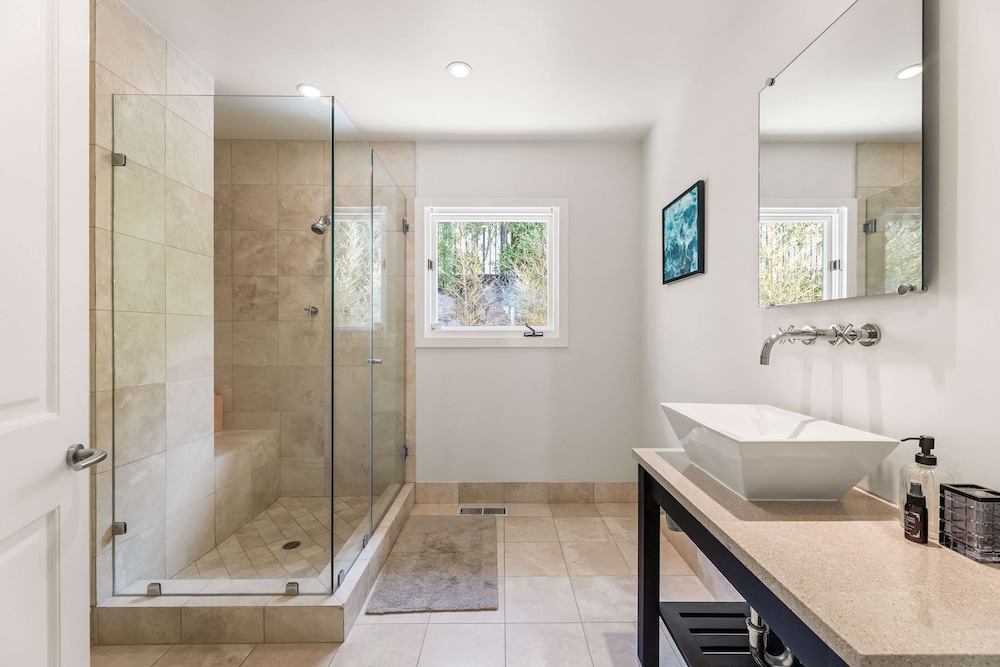 Allura Hollywood Hills LA s Most Incredible Views