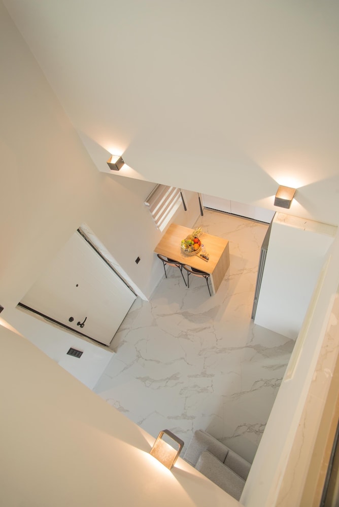 Sunrise Villas Collection