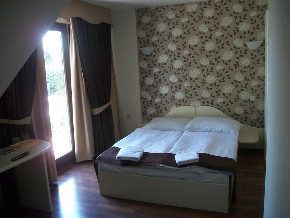 Hotel Viktória Vendégház