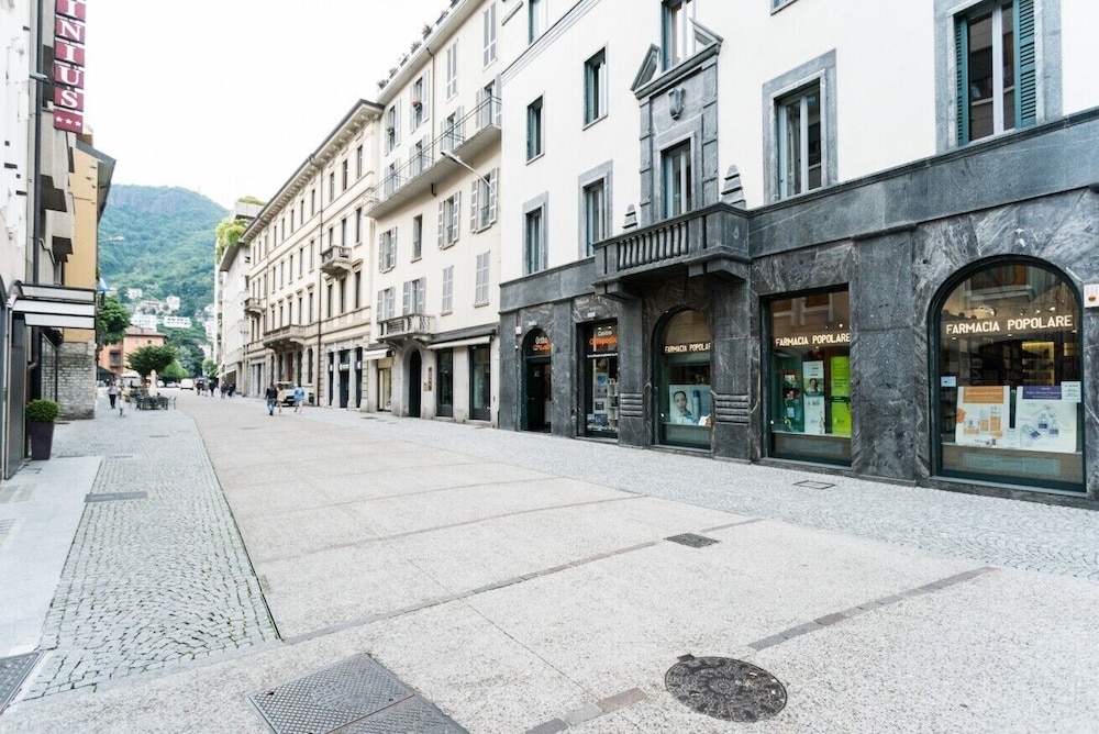 Garibaldi 24 Apartments by Rent all Como